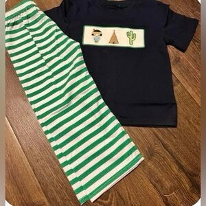 Boys green and white Trio Thanksgiving outfit (have a 4T boys and a girls )